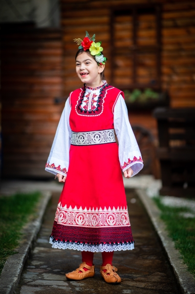 Детска Родопска носия