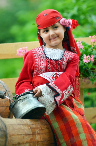 Детска Родопска носия