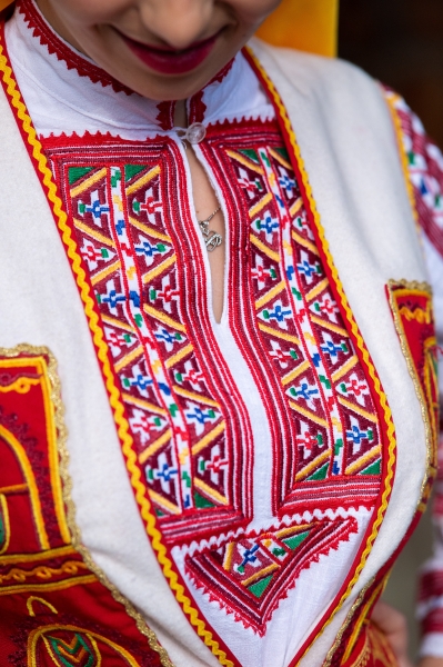 Пиринска носия