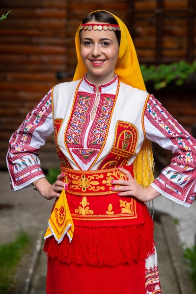 Пиринска носия