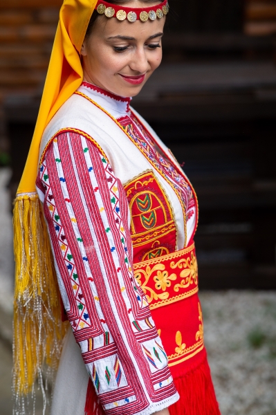 Пиринска носия