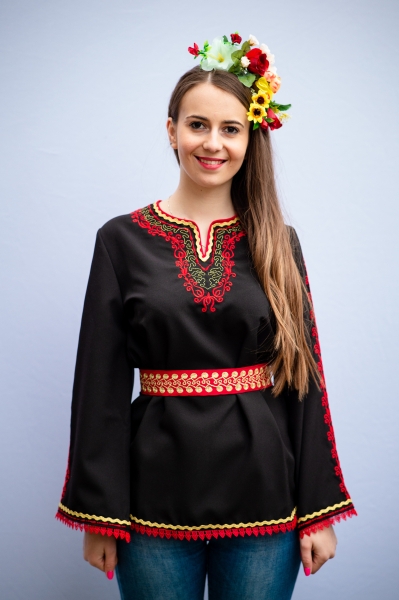 Стилизирана дамска риза