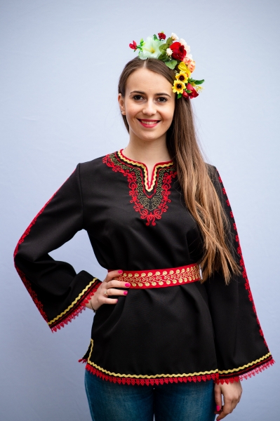 Стилизирана дамска риза