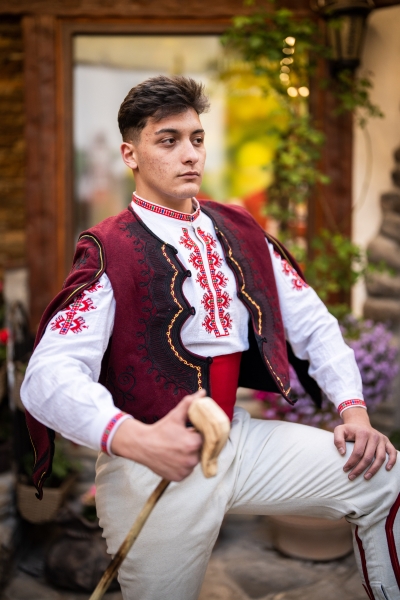 Пиринска носия