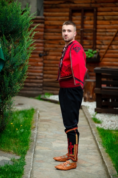 Пиринска носия