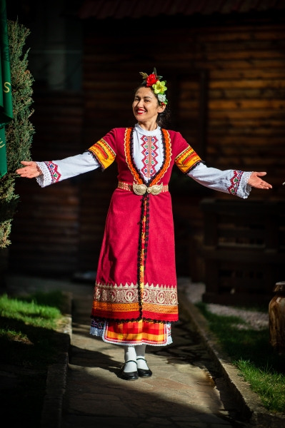 Родопска Невестина носия