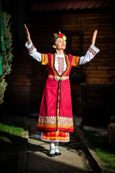 Родопска Невестина носия