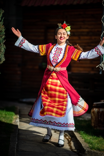 Родопска Невестина носия