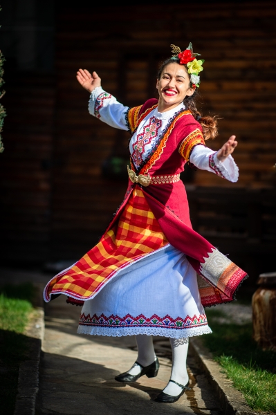 Родопска Невестина носия