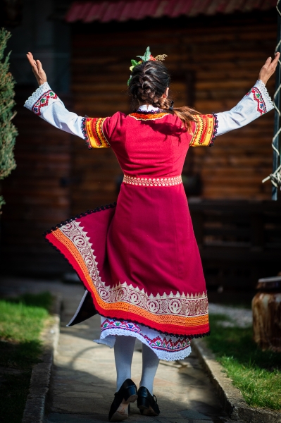 Родопска Невестина носия