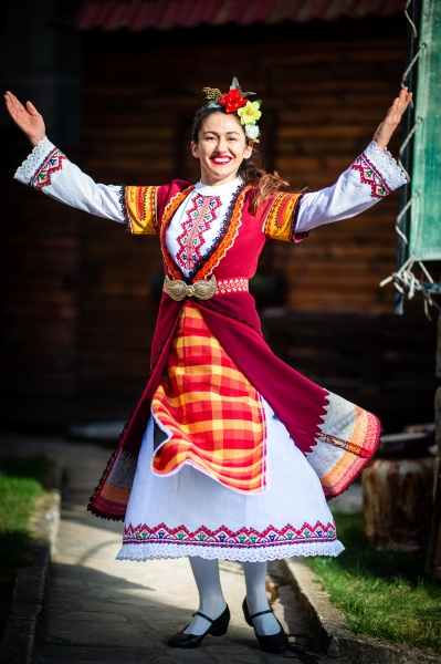 Родопска Невестина носия