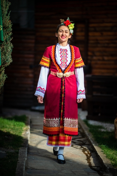 Родопска Невестина носия
