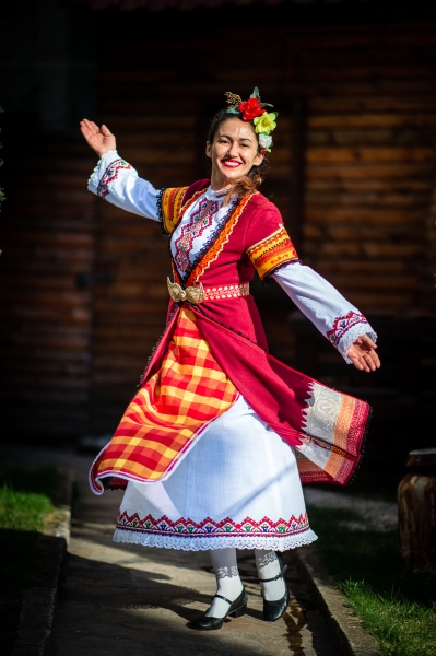 Родопска Невестина носия