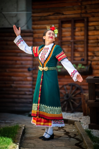 Родопска Невестина носия