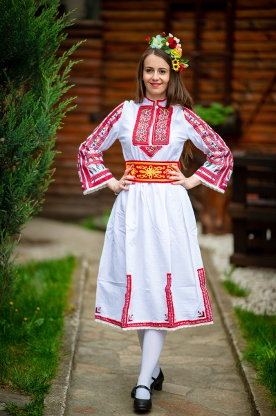 Пиринска дълга риза