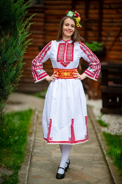 Пиринска дълга риза