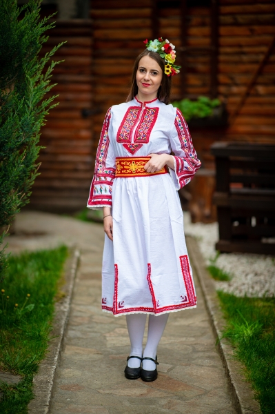 Пиринска дълга риза