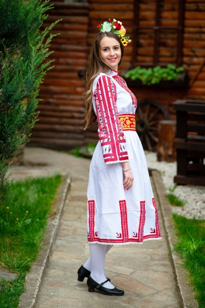 Пиринска дълга риза