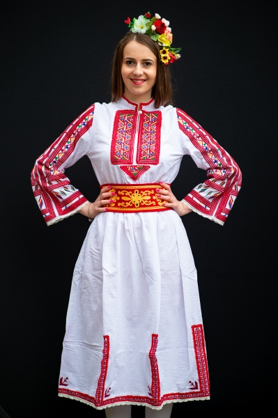 Пиринска дълга риза
