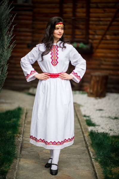 Родопска дълга риза