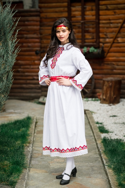 Родопска дълга риза