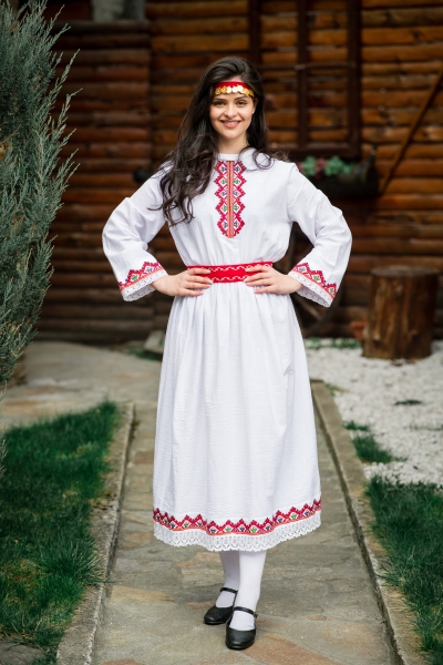 Родопска дълга риза