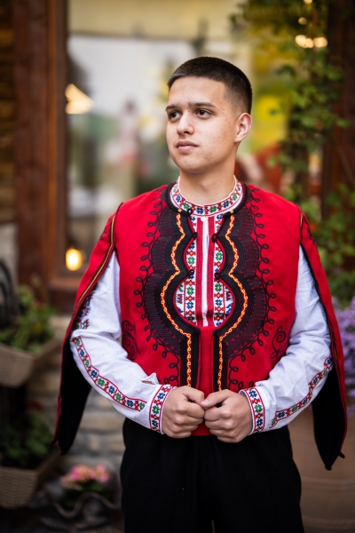 Пирински елек
