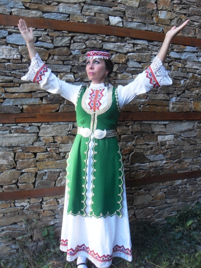 Родопска носия