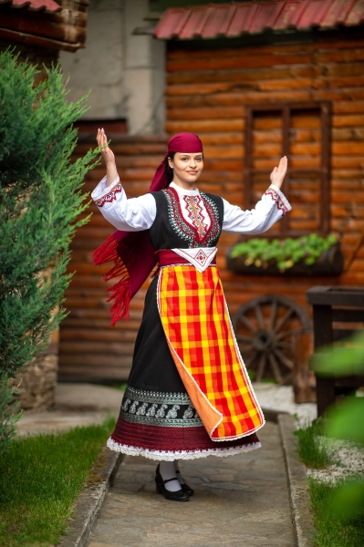 Родопска носия