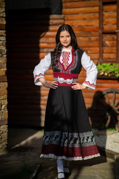 Родопска носия