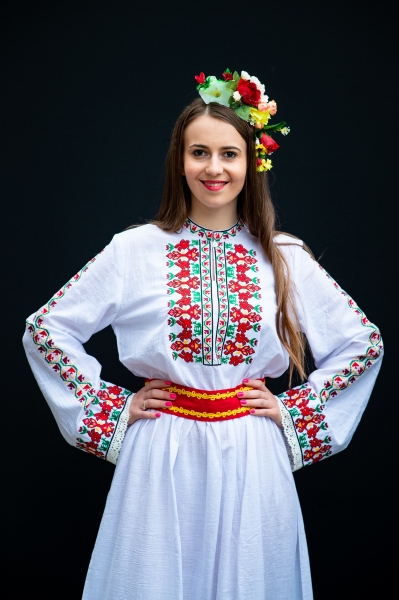 Тракийска риза с дължина под коляно