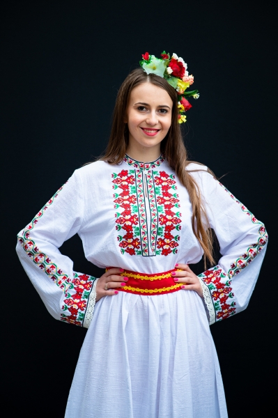 Тракийска риза с дължина под коляно