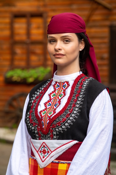 Родопска кърпа за глава
