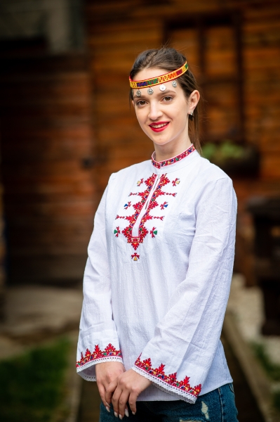Родопска къса риза