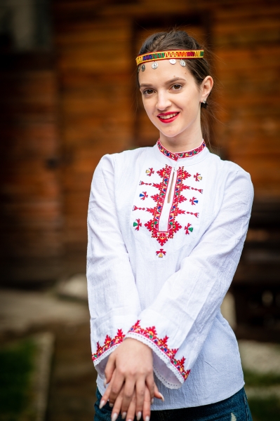 Родопска къса риза