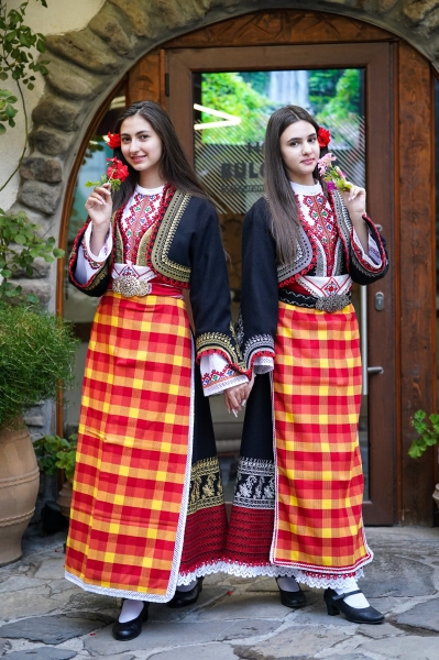 Родопска носия