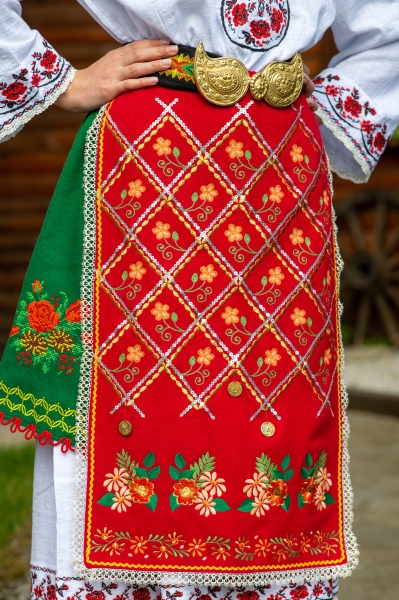 Дамска престилка