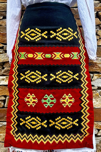 Дамска престилка