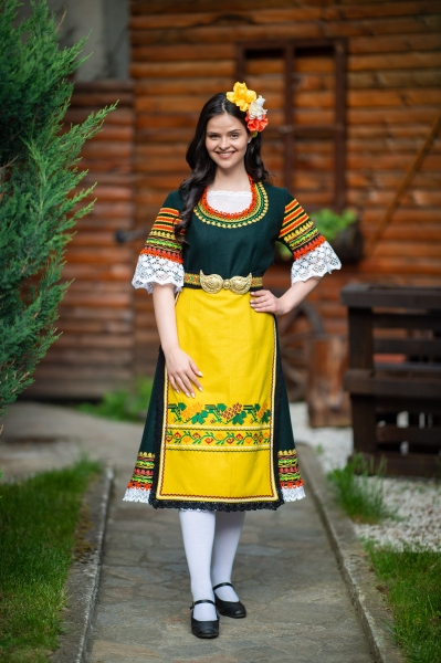 Ихтиманска носия