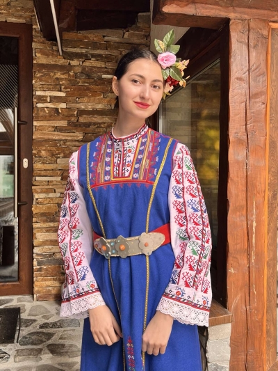 Шопска Трънска носия
