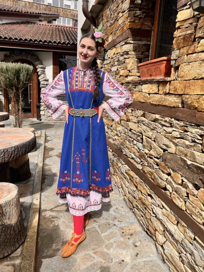 Шопска Трънска носия