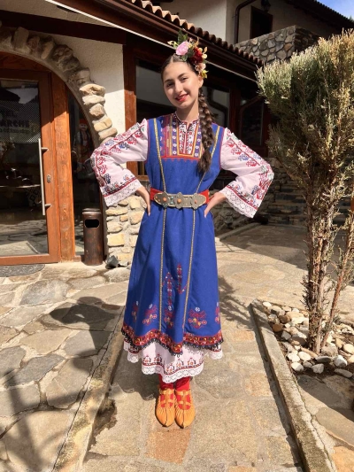 Шопска Трънска носия