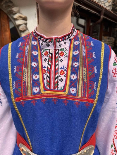 Шопска Трънска носия