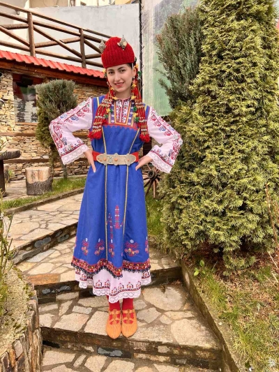 Шопска Трънска носия