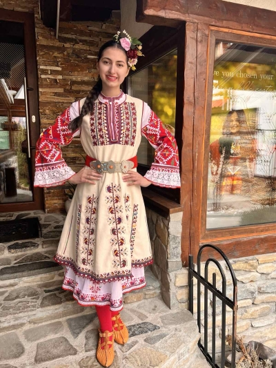 Шопска Трънска носия