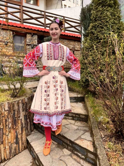 Шопска Трънска носия