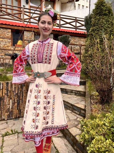 Шопска Трънска носия