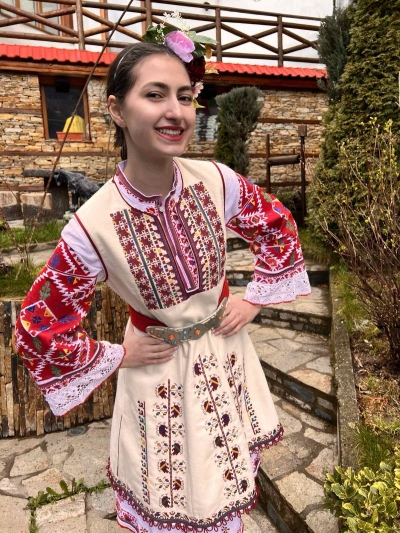 Шопска Трънска носия