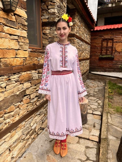 Шопска дълга риза