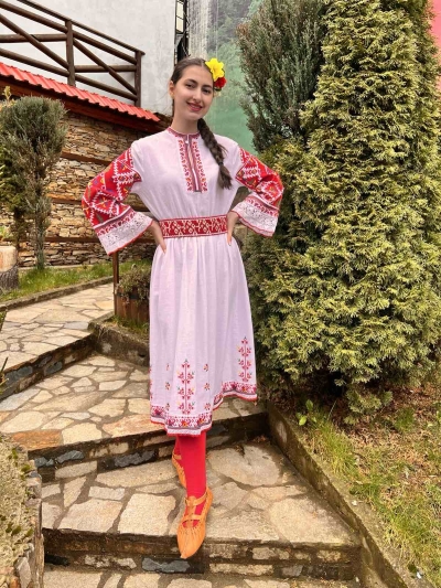Шопска дълга риза